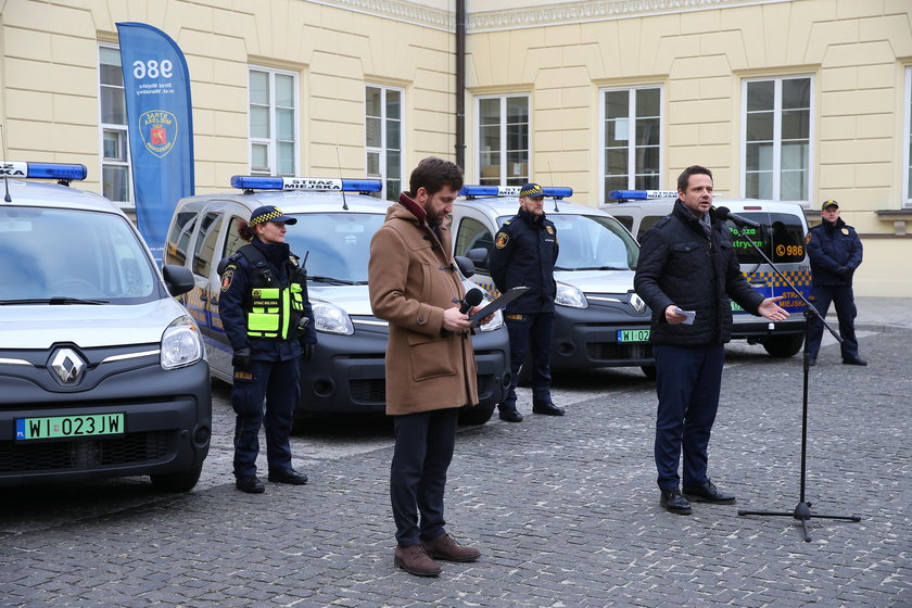 Eko strażnicy w eko samochodach