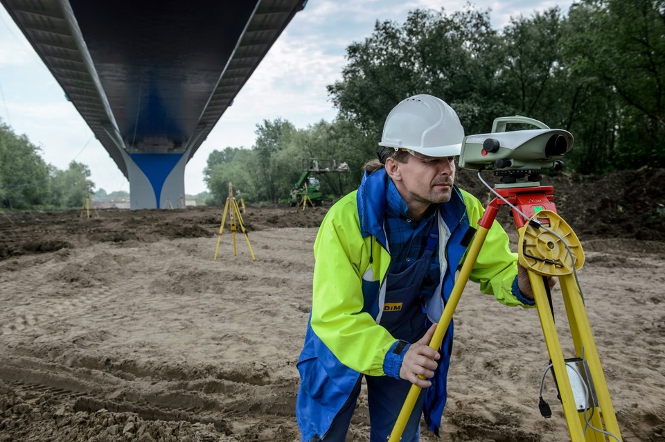 KAMIEŃ PRÓBA OBCIĄŻENIOWA MOSTU (próba obciążeniowa mostu w Kamieniu)