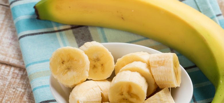 Cudowne właściwości bananów. Do czego przyda się skórka?