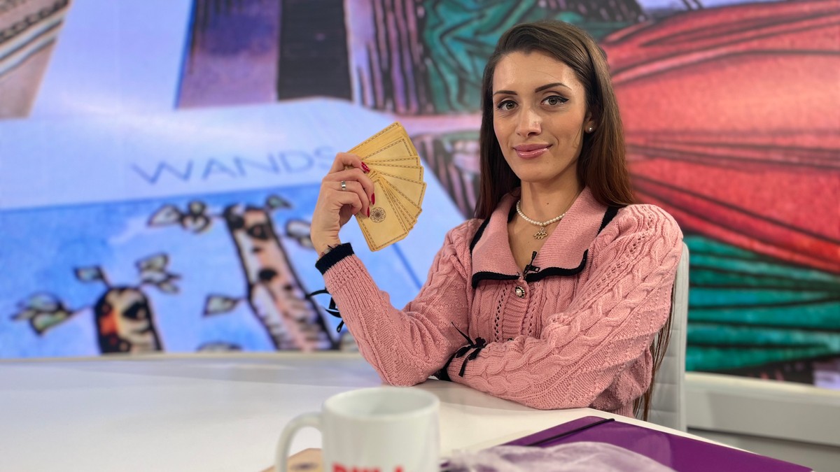 Hátborzongatóan jól csinálja: jósnő árulta el stúdiónkban, mi vár ránk 2024-ben, mely csillagjegyek élete fordul jóra és miért fontos most a 8-as szám – videó