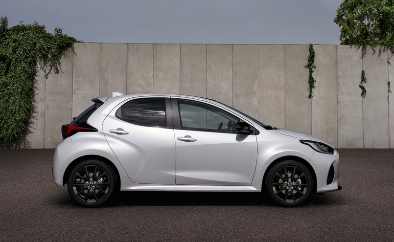 Mazda 2 Hybrid