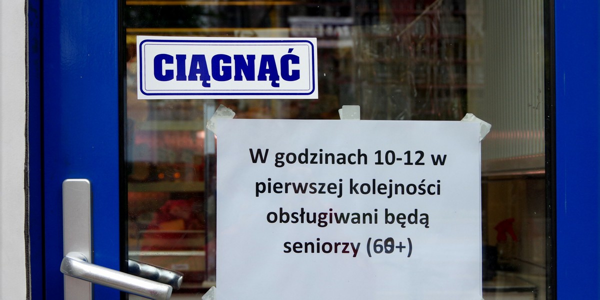 Godziny dla seniorów, na wniosek przedstawicieli handlu, zostaną zniesione. 