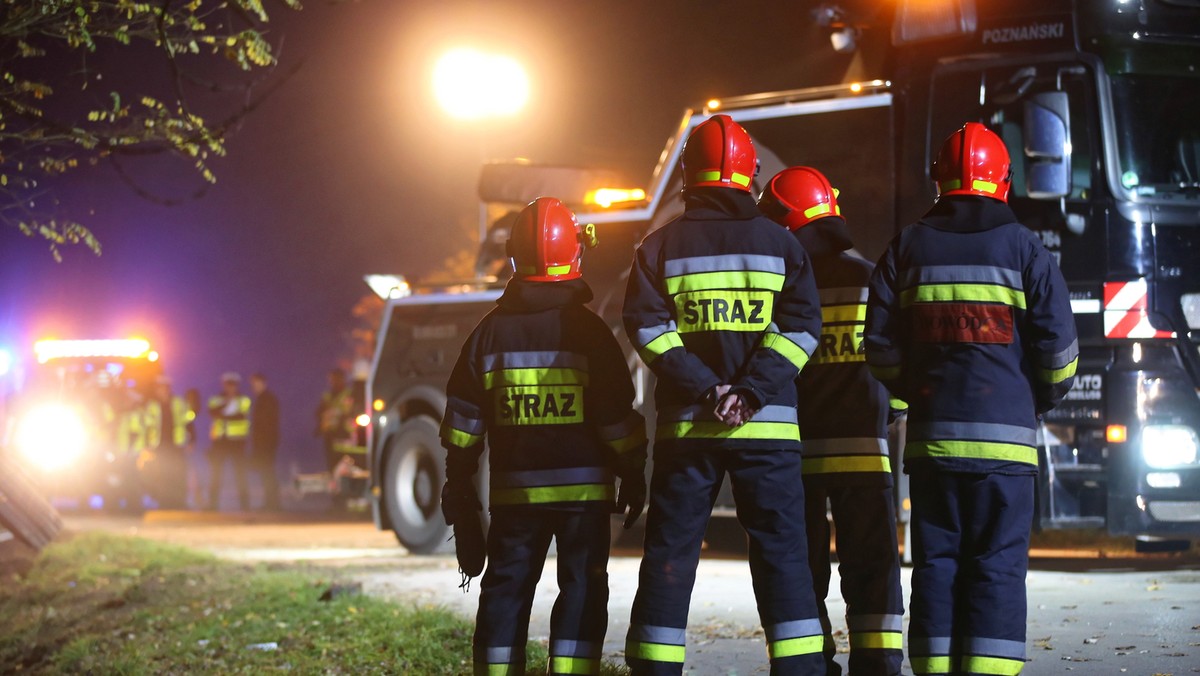 Zablokowana po zderzeniu dwóch aut osobowych między węzłem Legnickie Pole a węzłem Legnica Wschód autostrada A4 w stronę Zgorzelca jest już przejezdna. Powodem blokady było to, że w szpitalu zmarł jeden z uczestników wypadku.