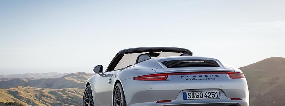 Porsche 911 Carrera 4 GTS Cabriolet