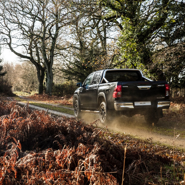 Toyota Hilux Invincible 50 Chrome Edition