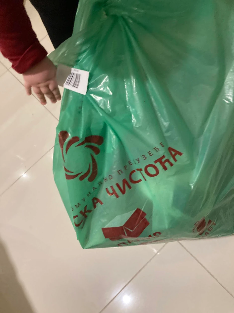 Bogdan zasad može samo da lepi kodove na kese