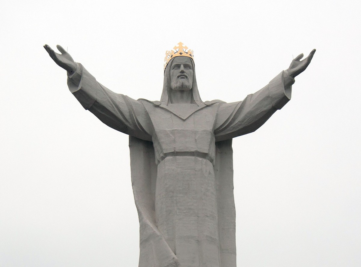 chrystus świebodzin świebodziński pomnik jezus król