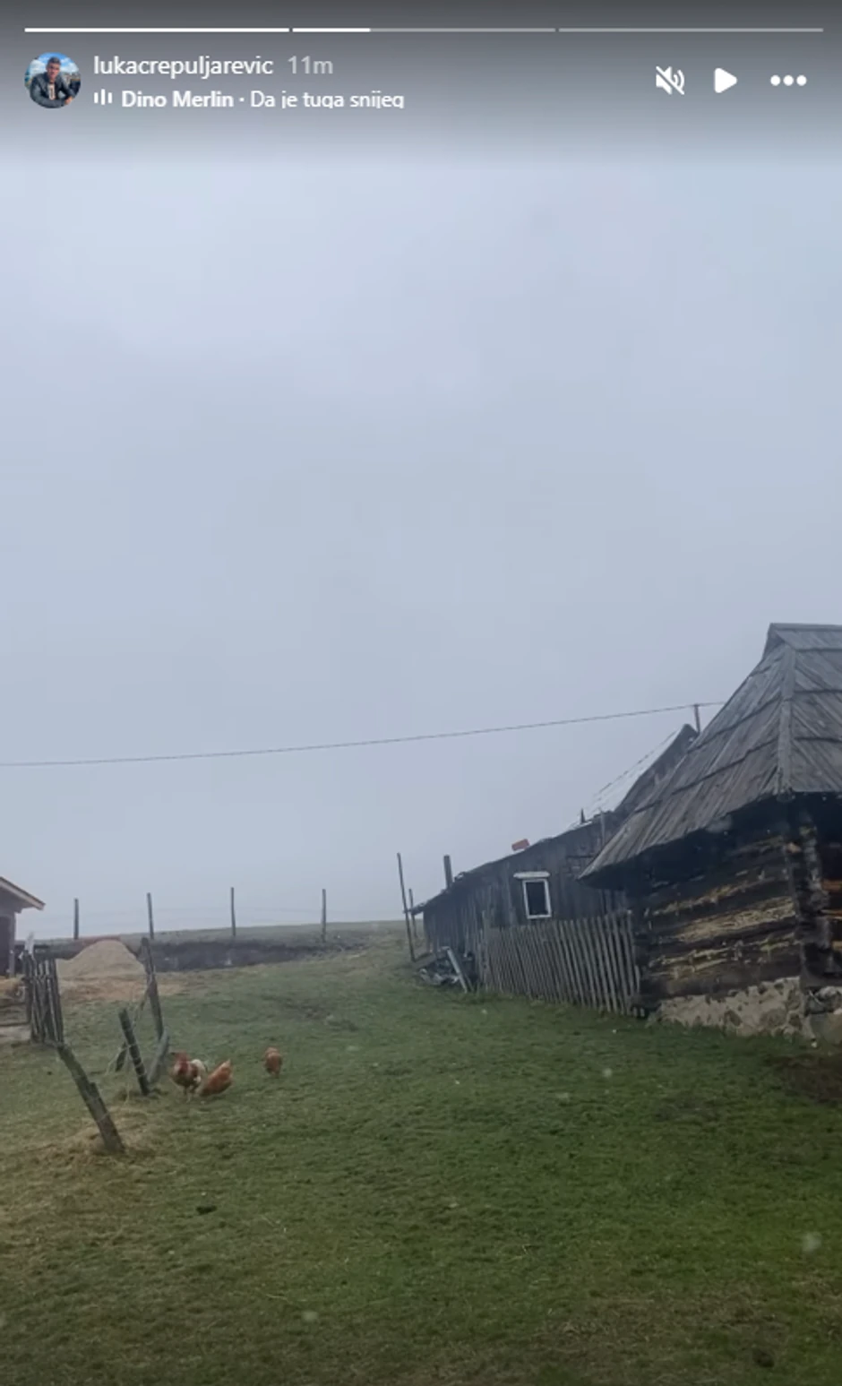 Počeo sneg u selu u kojem živi Luka Crepuljarević