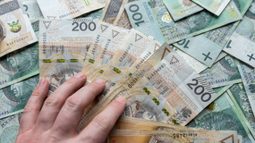 Świadczenie wspierające  2025. Komu przysługuje i ile wynosi?