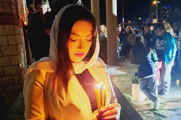 "ZVAO ME JE SINE, PA ME JE SILOVAO, SNAJKA ME JE DAVILA, BRAT JE GLEDAO" Ćerka čuvenog tekstopisca je prošla kroz pakao: A ovako je izgubila oca