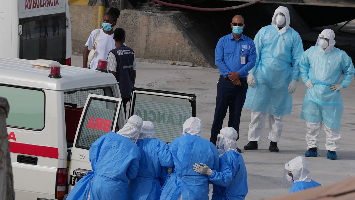 Opasna zaraza se širi, virus ima i čovek koji nije bio na kruzeru smrti? Putnici evakuisani