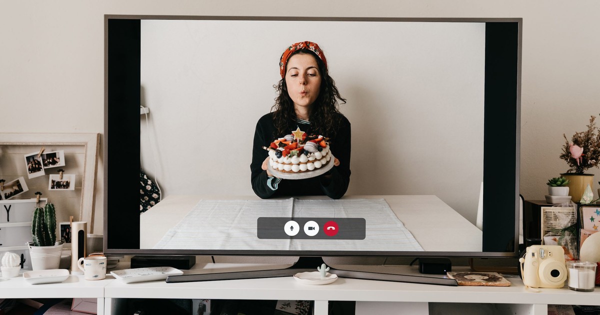 How to cast a Google Meet video call from your computer to a TV screen ...