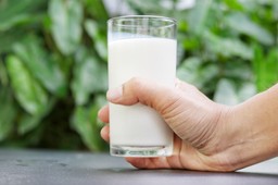 ile szklanek mleka dziennie? podano idealną ilość