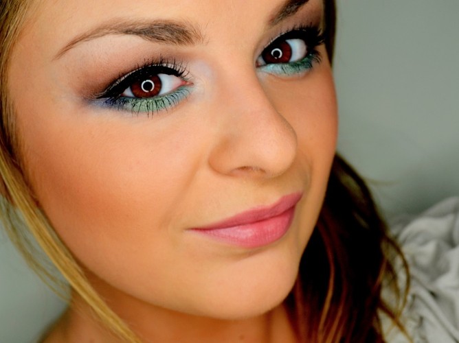 Bryza znad oceanu - letni makijaż Golden Rose