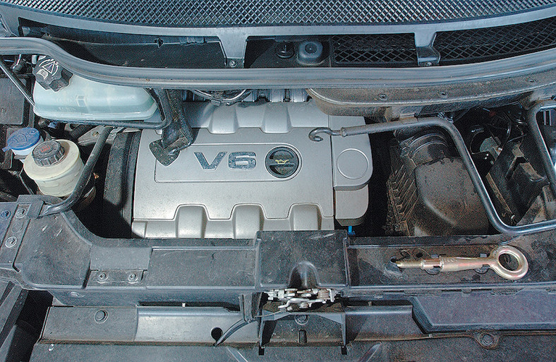 Peugeot 807 V6 ST Pullman luksus dla wybrednych