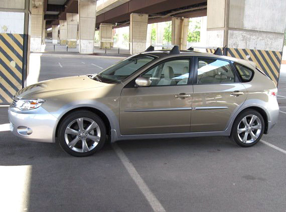 Subaru Impreza Outback Sport: pożeracz bezdroży