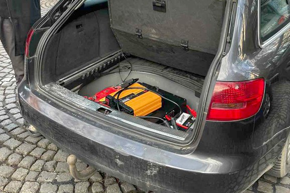 KINEZI IZ GEPEKA KRALI PARE GRAĐANIMA SRBIJE Telefon zazvoni, pare nestanu: Prevara koja je MESECIMA HARALA konačno razbijena (FOTO)