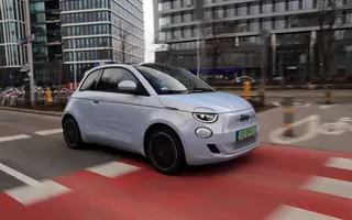 Test Fiata 500 z napędem elektrycznym