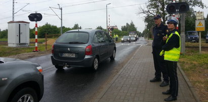 Policja i pracownicy kolei w akcji „Bezpieczny Przejazd”