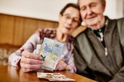 Jaka przyszłość czeka 13. i 14. emeryturę? Padła propozycja nowego dodatku