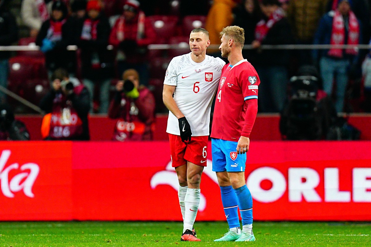 Jakub Brabec (z prawej) złamał regulamin obowiązujący w reprezentacji Czech. Został za to usunięty ze zgrupowania kadry naszych południowych sąsiadów