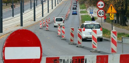 Pilne! Tramwaje nie pojadą po Śmigłego-Rydza w Łodzi. Jeszcze nie skończyli remontu, a już się popsuły światła!