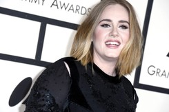 Adele na Grammy zaliczyła wpadkę, ale fani są zachwyceni [ZDJĘCIA]