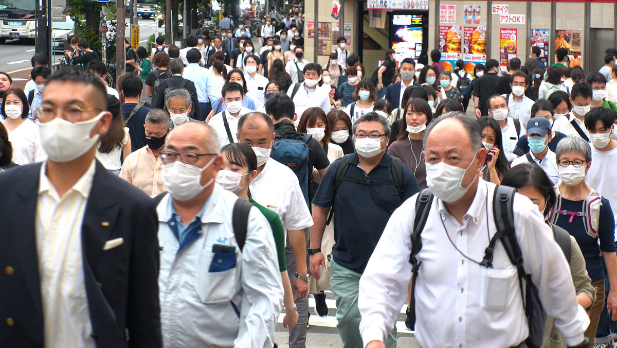 Japonia. Tokio podnosi stan alarmowy związany z COVID-19 do najwyższego poziomu