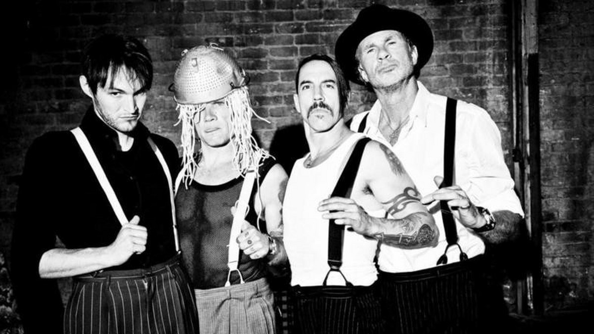 Zespół Red Hot Chili Peppers zagra na sylwestrowej imprezie Romana Abramowicza, właściciela klubu piłkarskiego Chelsea i jednego z najbogatszych ludzi na świecie.