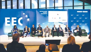 Sztuczna inteligencja zagraża prawom twórców