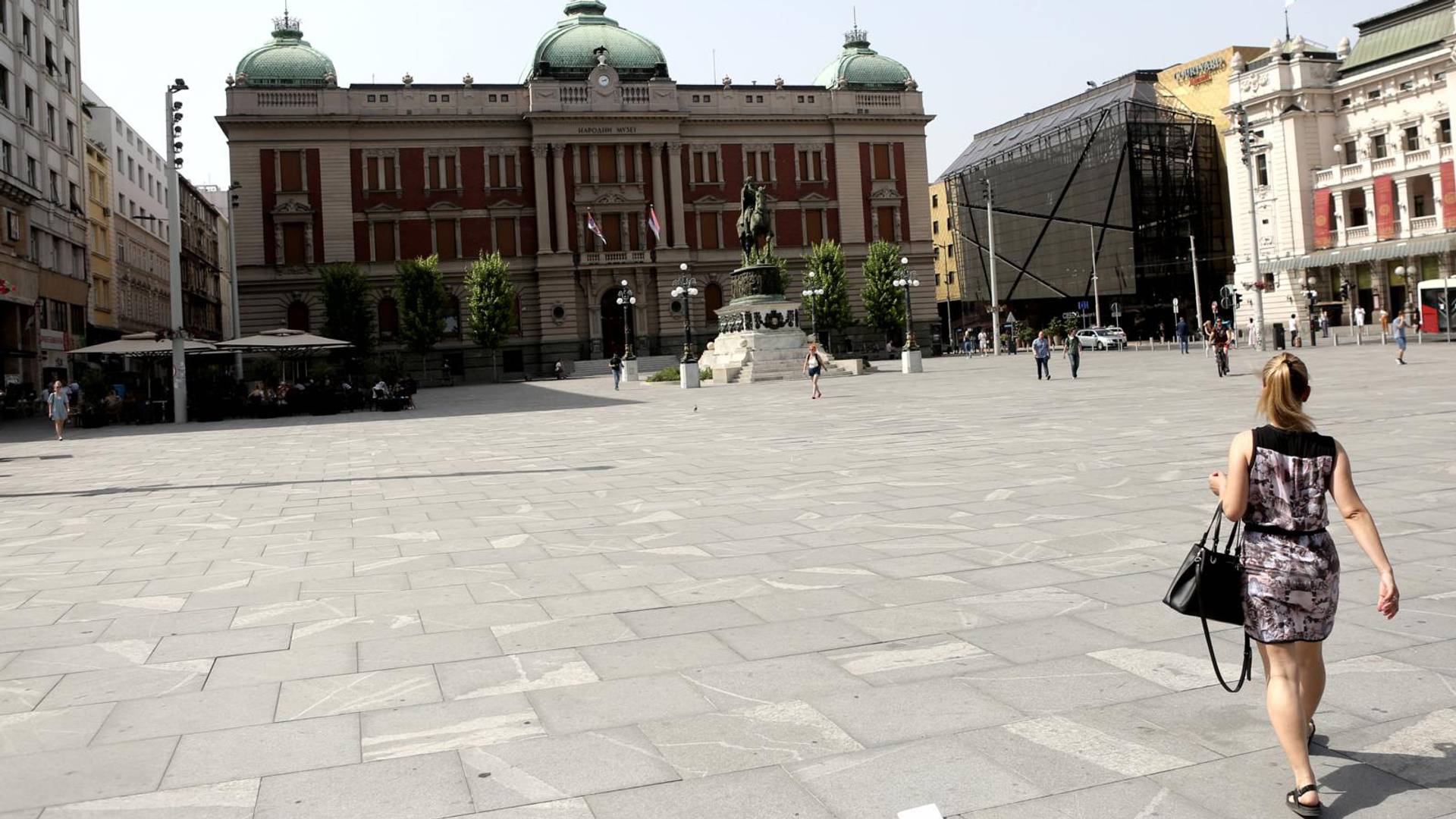 Kako je beton pojeo gradove po Srbiji - slike trgova i parkova nekad i sad kao da su iz paralelnog univerzuma