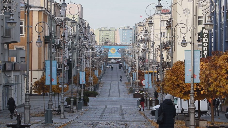 Kielce szykują się na święta. Coraz więcej ozdób w centrum miasta