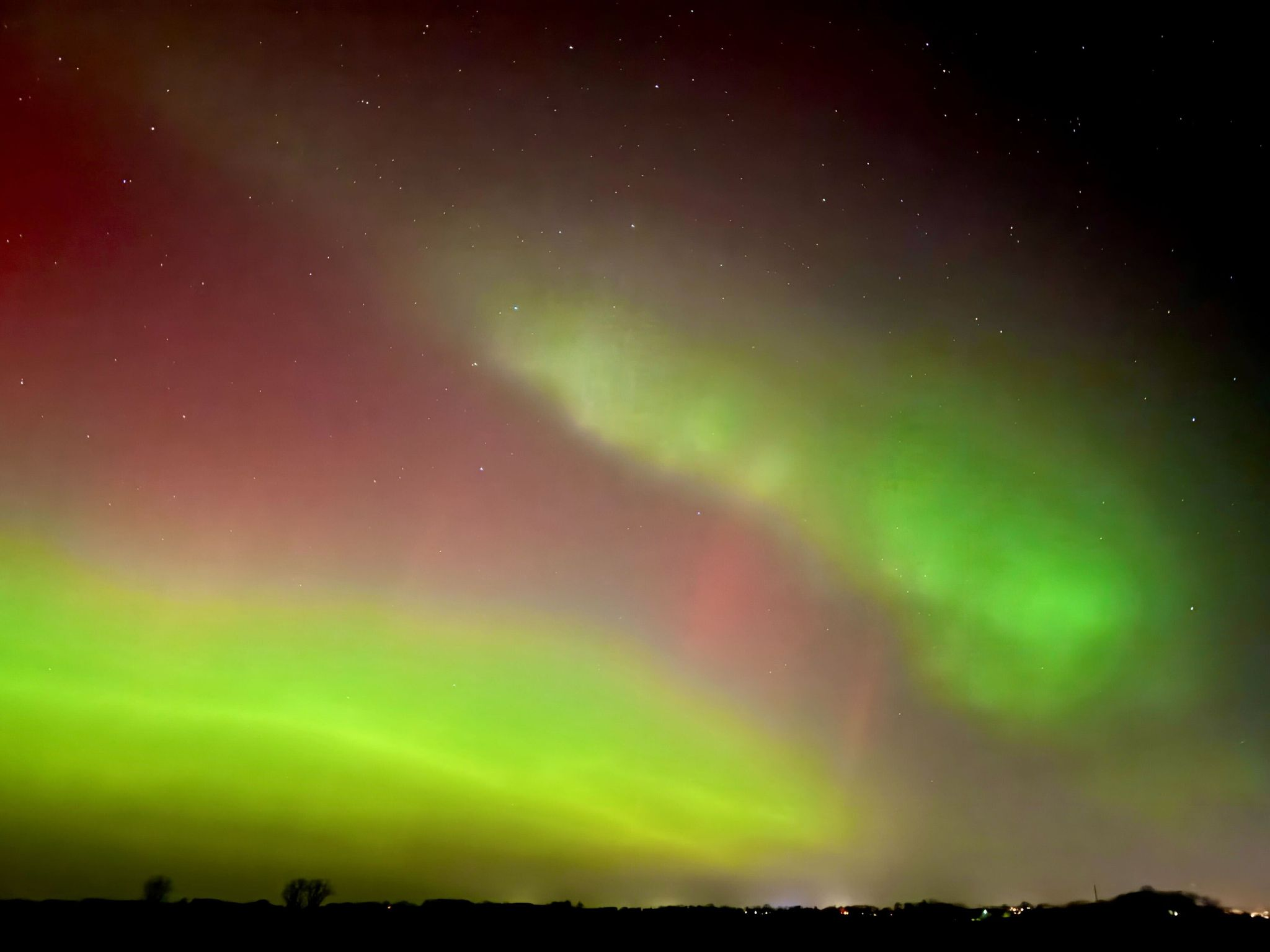 25 Stunden statt 4 Tage: Sonneneruption bringt Polarlichter nach Deutschland