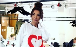 Ewa Minge szyje maseczki dla szpitali: Pracujemy za darmo