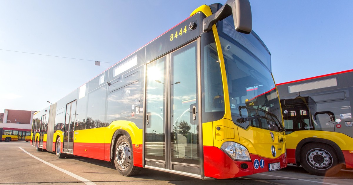 Wybuch opony w autobusie we Wrocławiu: Dramat na przystanku