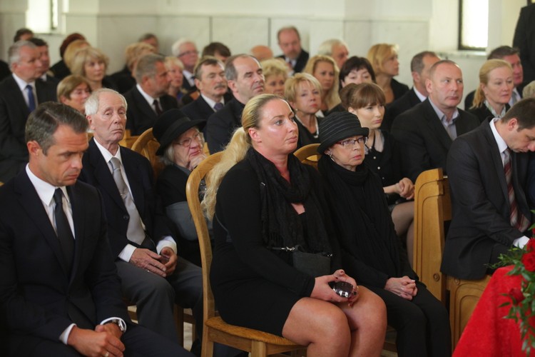 Ministrowie na pogrzebie
