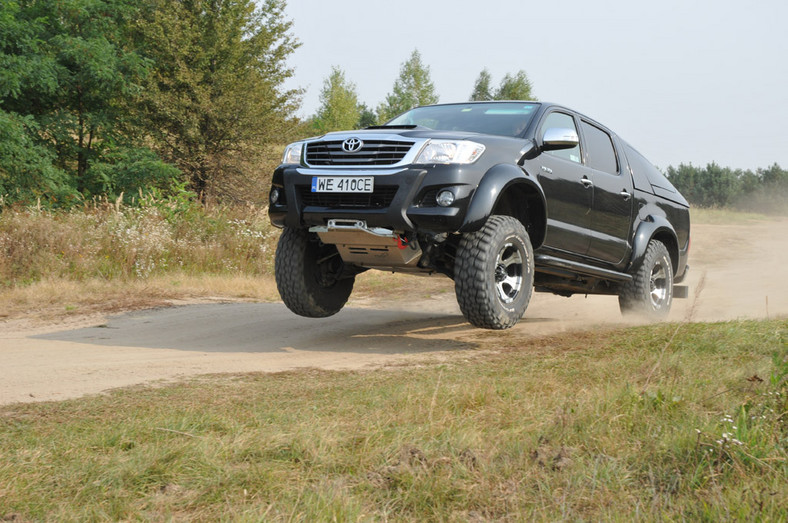 Test Toyoty Hilux Adventure: prawdziwy potwór