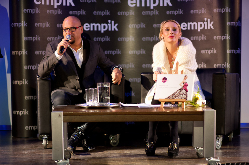 Dorota Williams i Piotr Gąsowski na spotkaniu promocyjnym w Empiku 2 grudnia / fot. Łukasz Kuczborski