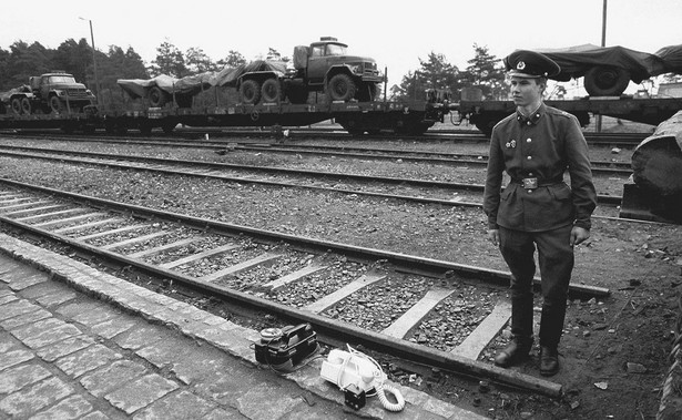 25 lat temu ostatnia rosyjska jednostka opuściła Polskę. "Znaleziono ślady broni nuklearnej w kilku dawnych bazach"