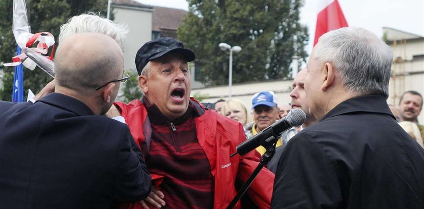 Z gwoździem na Kaczyńskiego. Ochrona prezesa w akcji. FOTO