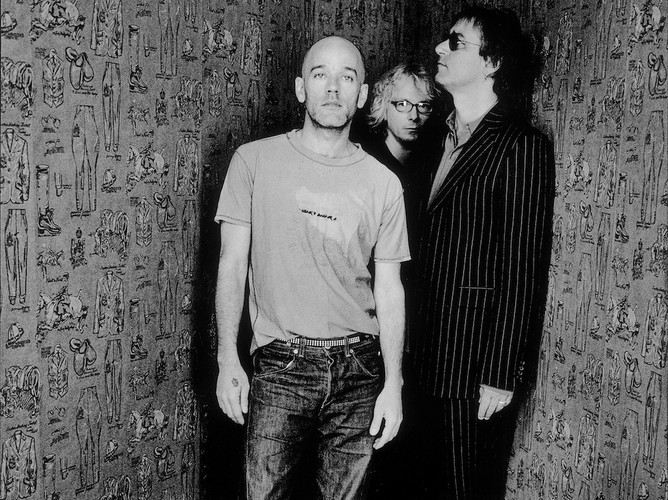 R.E.M. z okresu 'Reveal' (2001)