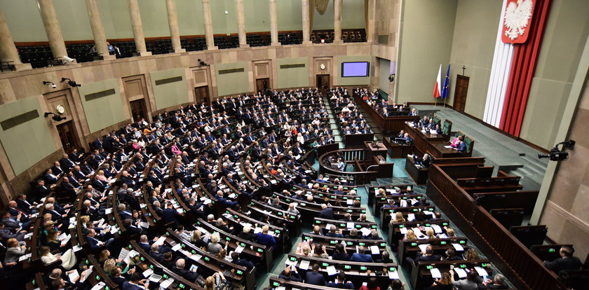Łatwiejszy zakup taniego węgla. Sejm przyjął poprawki do ustawy. Kto na nich skorzysta?