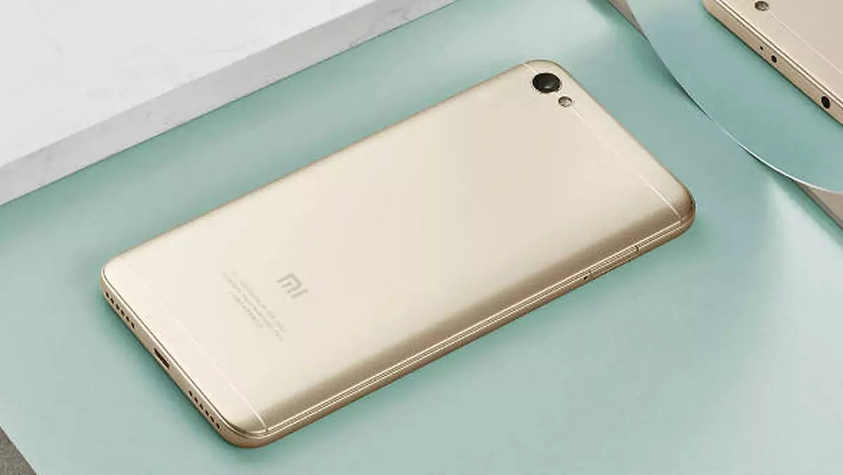 Smartfony Xiaomi będą sprzedawane także w Biedronce