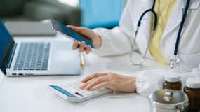 Centralna e-rejestracja od lipca 2026 r. NFZ może wstrzymać płatności dla części przychodni