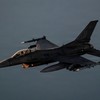 Avion F-16E
