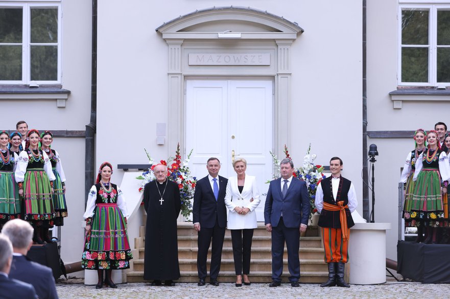 Uroczystego otwarcia Centrum Folkloru Polskiego „Karolin” w Otrębusach