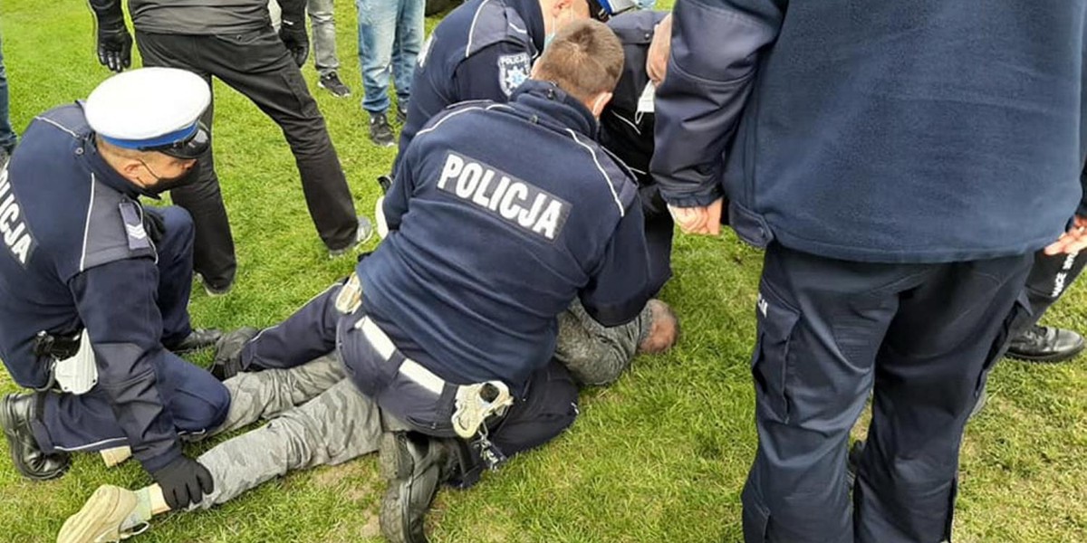 Protest w Bobrownikach. Ludzie bili się z policją. Zatrzymane dwie osoby