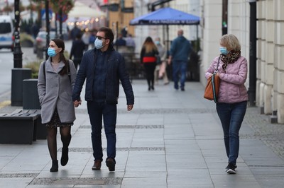 Koronawirus w Europie. WHO: Najnowsze dane epidemiczne są bardzo niepokojące