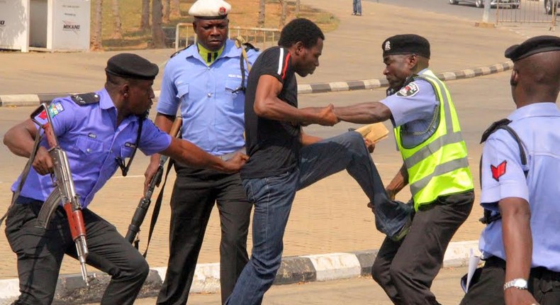 DCP killed, 54 suspects nabbed as Shiites protesters clash with police [Sahara Reporters]