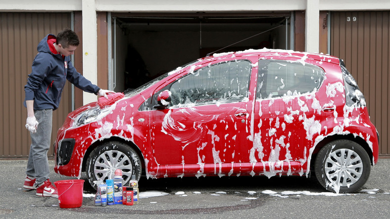 Gdzie można samodzielnie naprawiać auto?